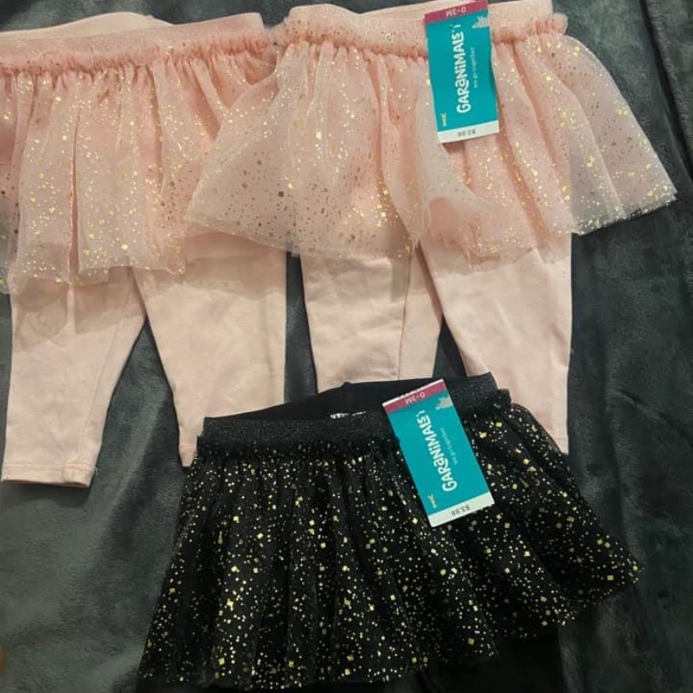Girls size 0-3